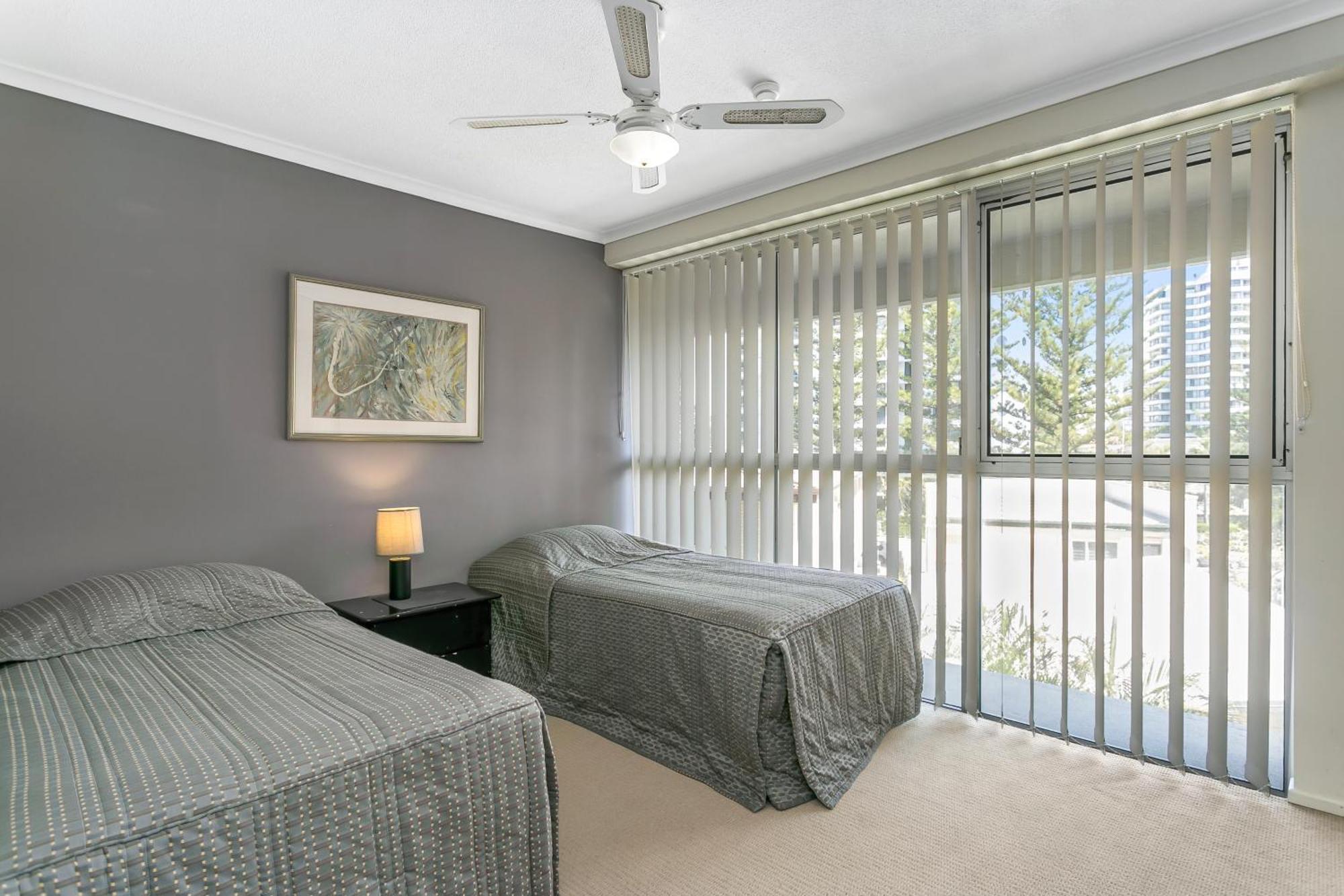 Surfers Beachside Holiday Apartments Gold Coast Kamer foto